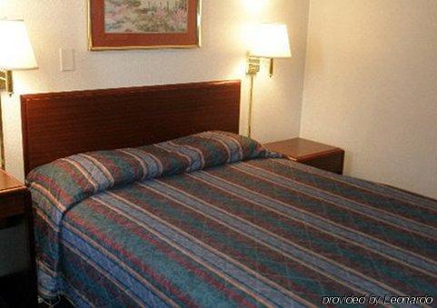Value Inn & Suites Salina Ngoại thất bức ảnh
